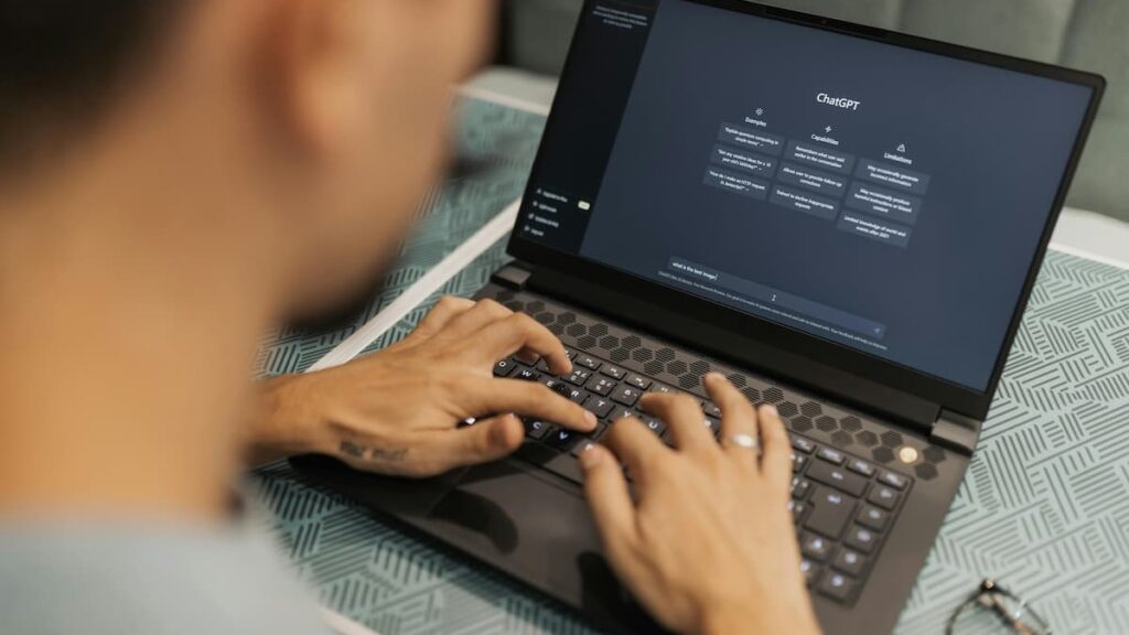 pexels bertellifotografia 16094043 (1)