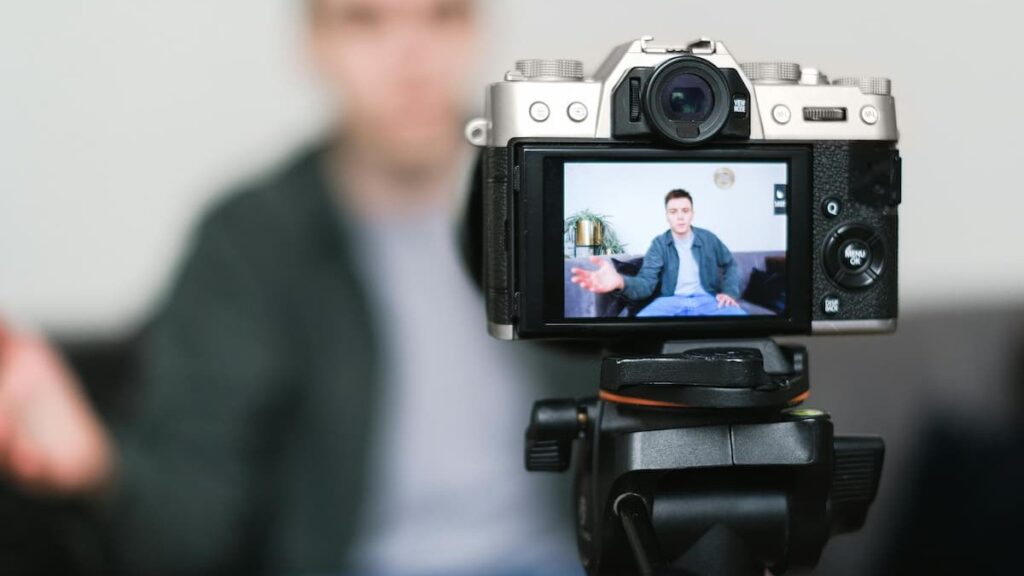 How to Make a Viral Video in 60 Seconds pexels shvetsa 6593773 (1)